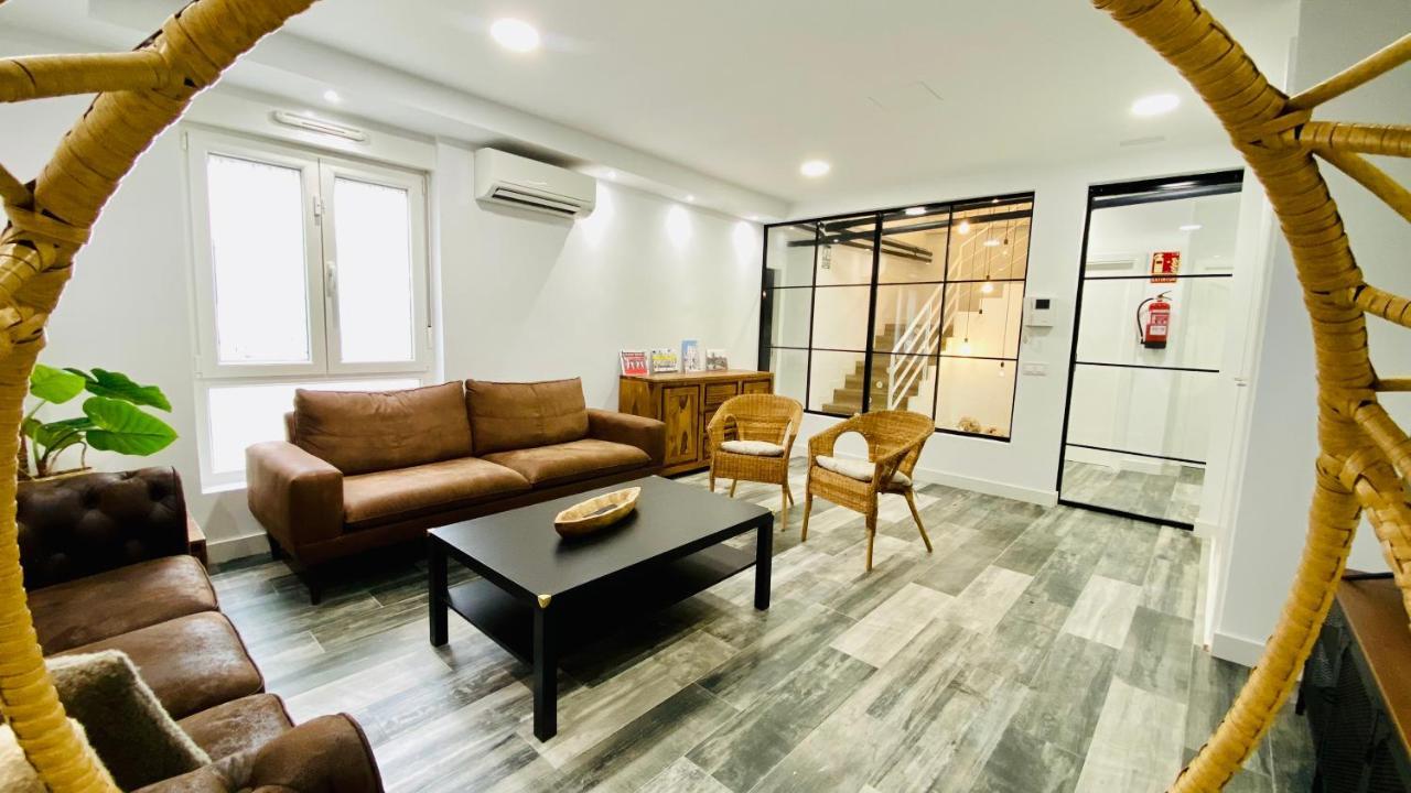 Centrally Located Duplex: Río-palacio Real Linneo * Madrid